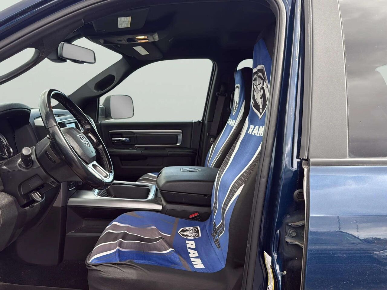 2021 Ram 1500 Warlock Blue Gatineau - photo #14