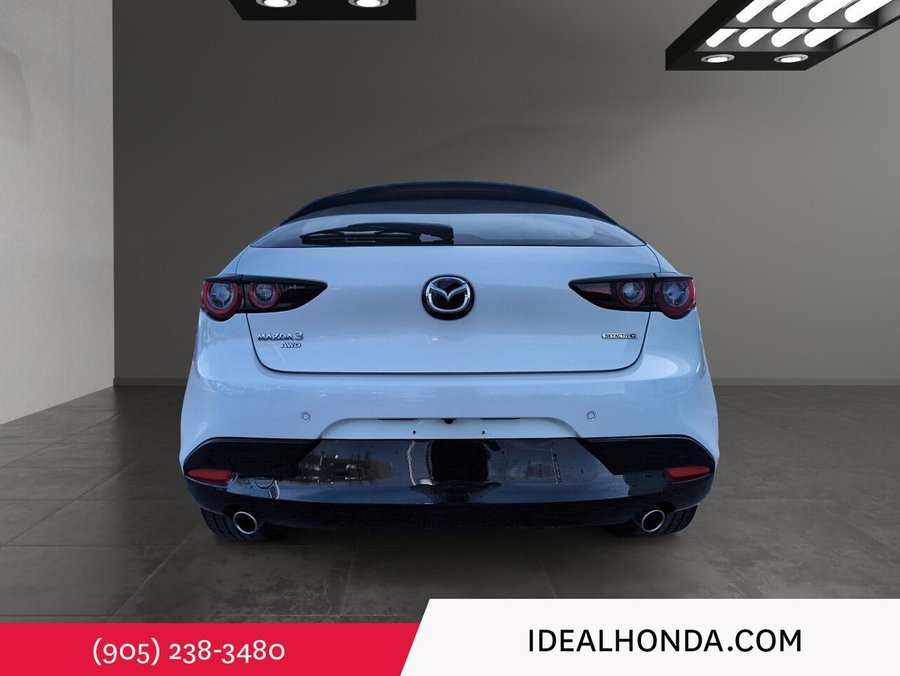 2023 Mazda Mazda3 Premium Package White