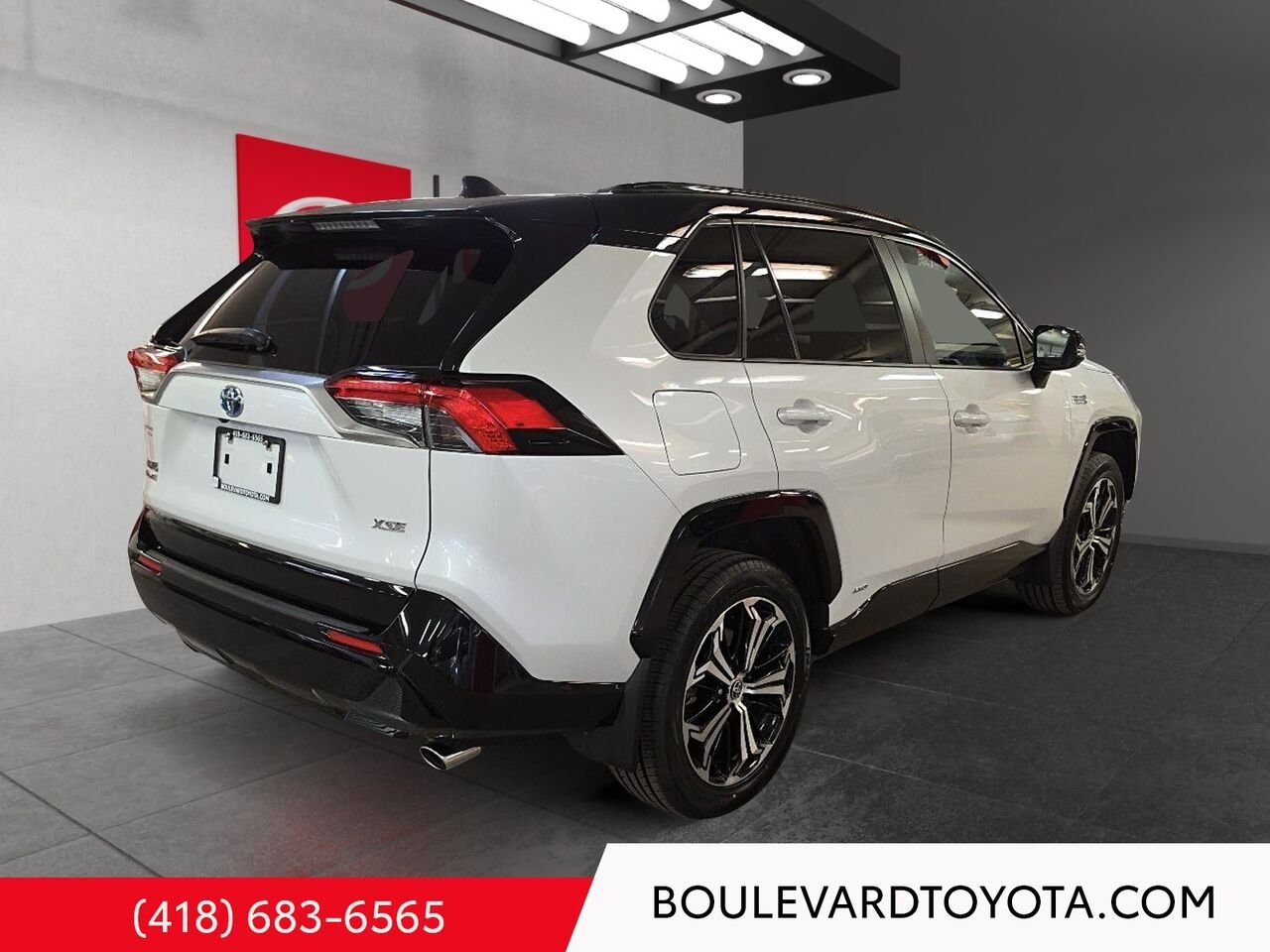 2023 Toyota RAV4 Prime 100244A-73 | XSE, AWD White Québec - photo #3