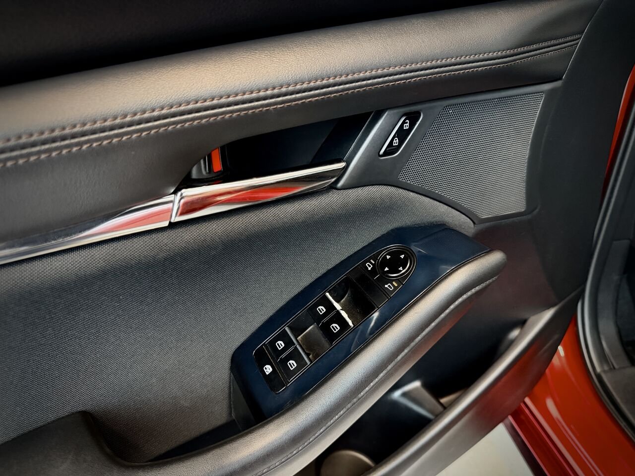2019 Mazda Mazda3 Red Notre-Dame-des-Prairies - photo #28