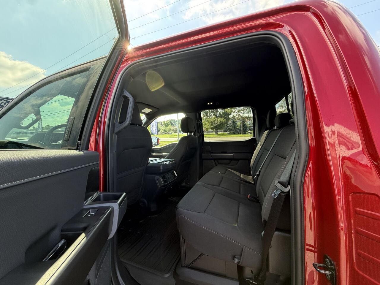 2024 Ford F-150 Red Montmagny - photo #5
