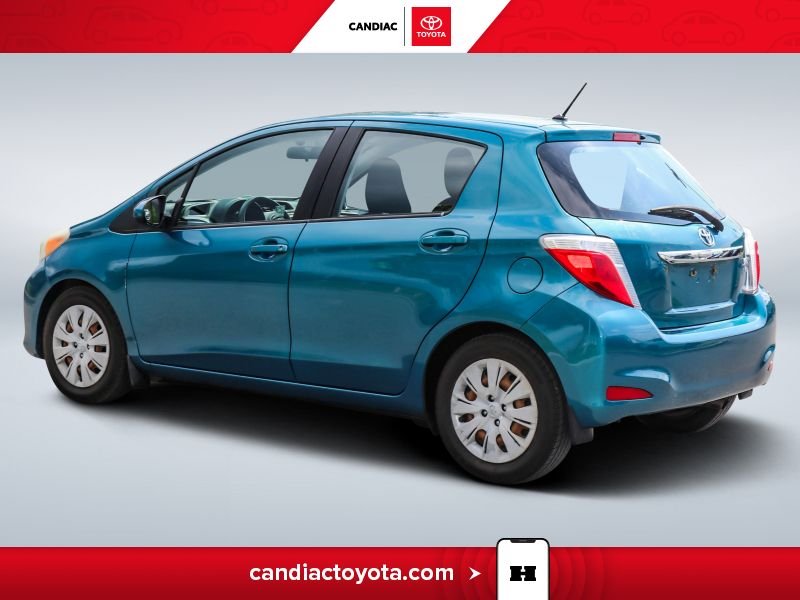 2014 Toyota Yaris Green Saint-Eustache - photo #5