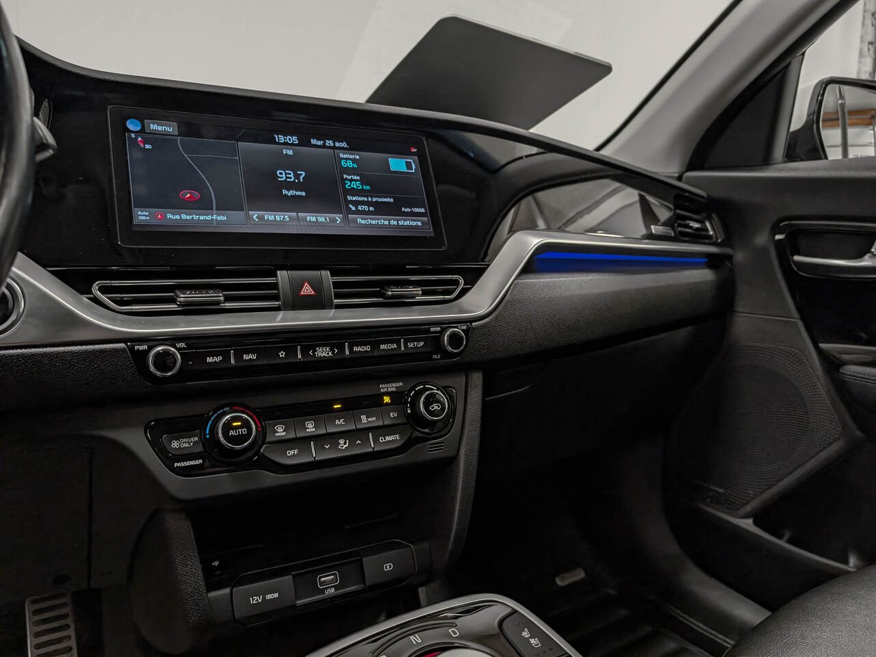 Kia NIRO EV SX Touring Toit Ouvrant Sièges Chauffants 2020 Sherbrooke - photo #12