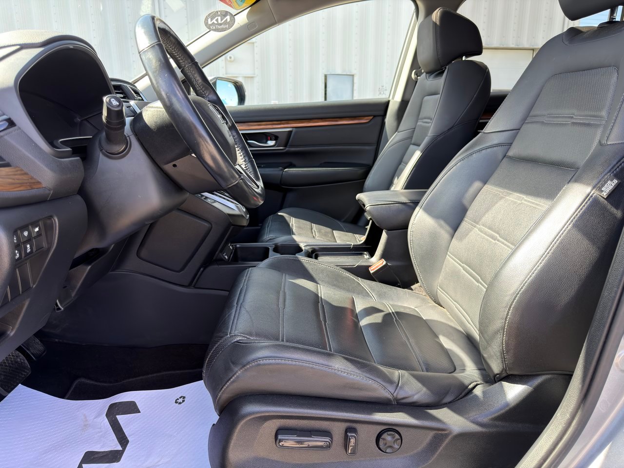 2020 Honda CR-V Silver Thetford Mines - photo #12