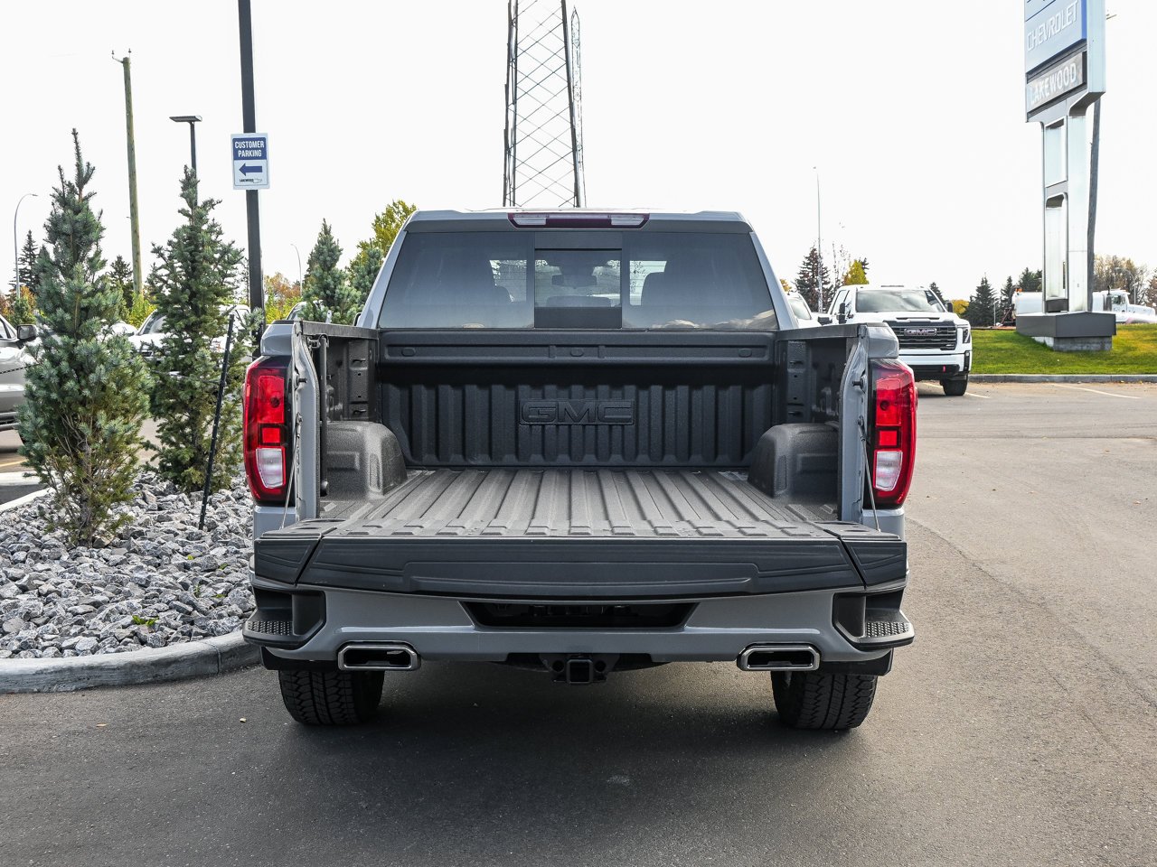 2024 GMC Sierra 1500 4WD Crew Cab 147 Elevation Grey Sherwood Park - photo #12