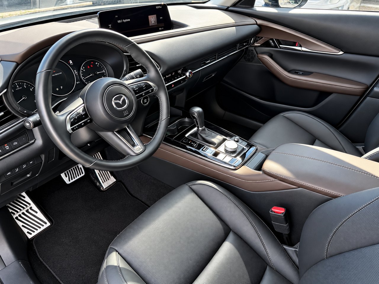 Mazda CX-30 GT 2025 Gris Châteauguay - photo #1