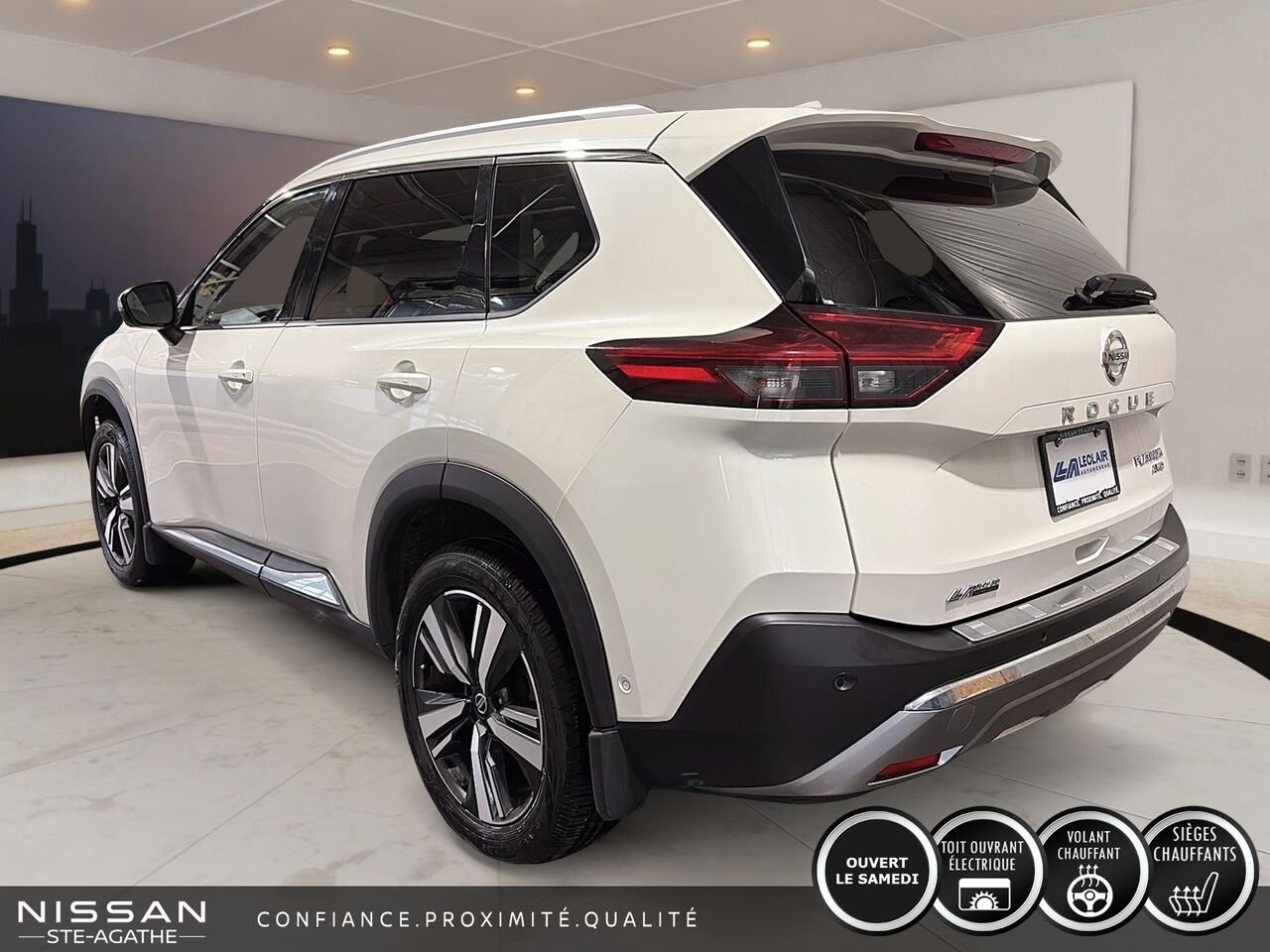 2021 Nissan Rogue TRACTION INTÉGRALE | TOIT OUVRANT PANORAMIQUE | CUIR | BOSE | UN SEUL PROPRIÉTAIRE White Saint-Jérôme - photo #4
