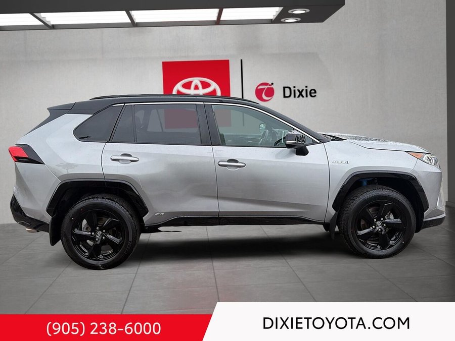 2021 Toyota RAV4 Hybrid XSE AWD Silver