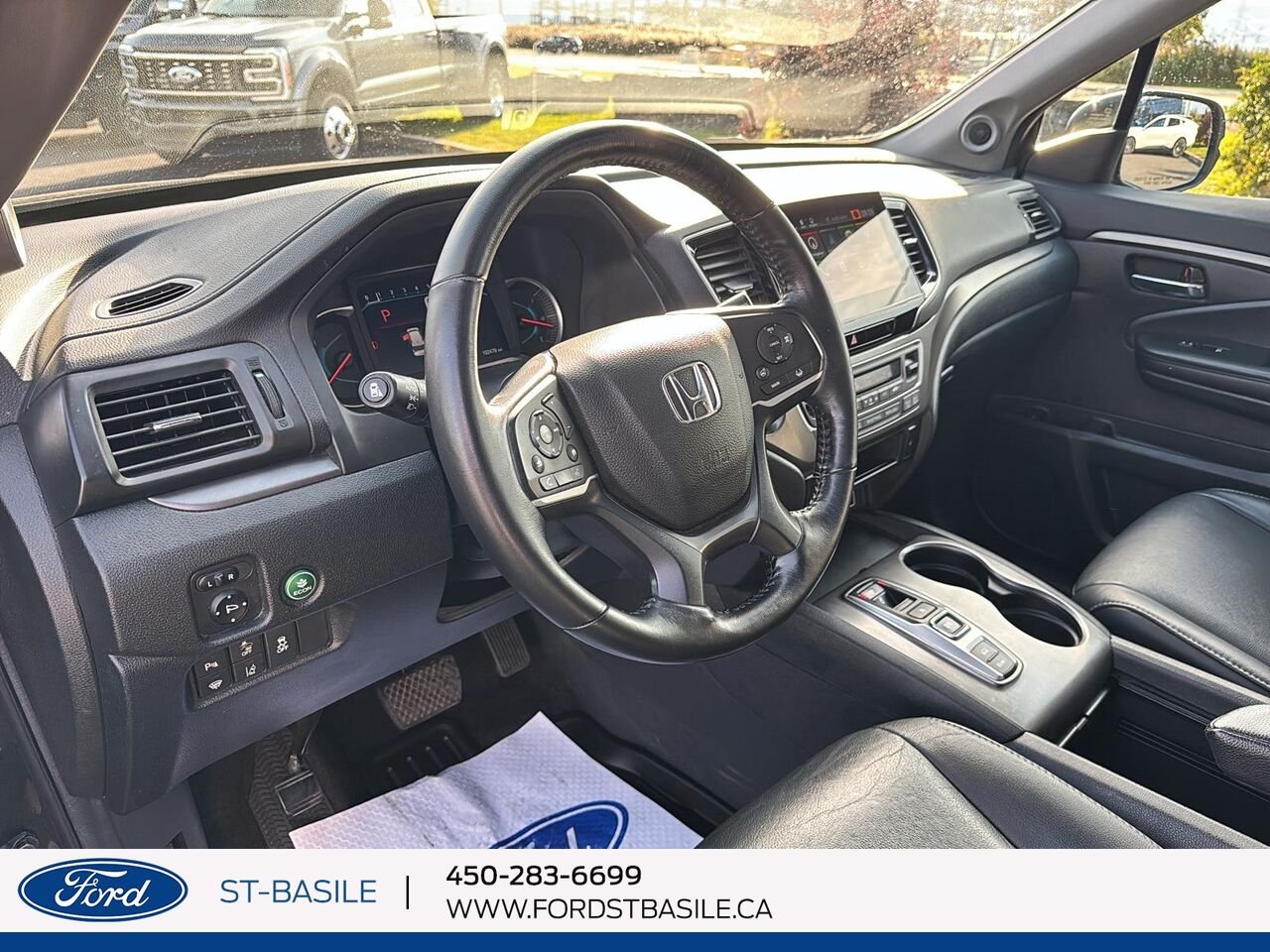 2022 HONDA PILOT Black Saint-Basile-le-Grand - photo #22