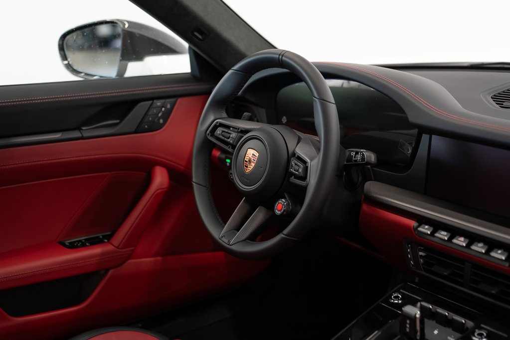 2026 Porsche 911 Carrera 4 GTS Coupe \\ NO LUXURY TAX White Kirkland - photo #18