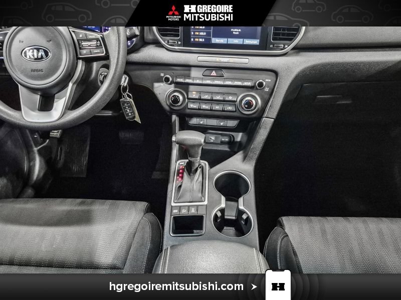 2020 Kia Sportage Grey Laval - photo #24