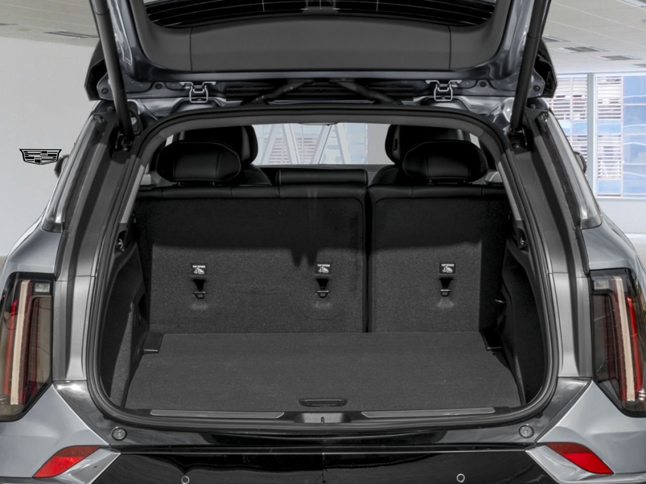 2027 CADILLAC CADILLAC OPTIQ OPTIQ ELECTRIC SPORT AWD (1SF) | White Granby - photo #10