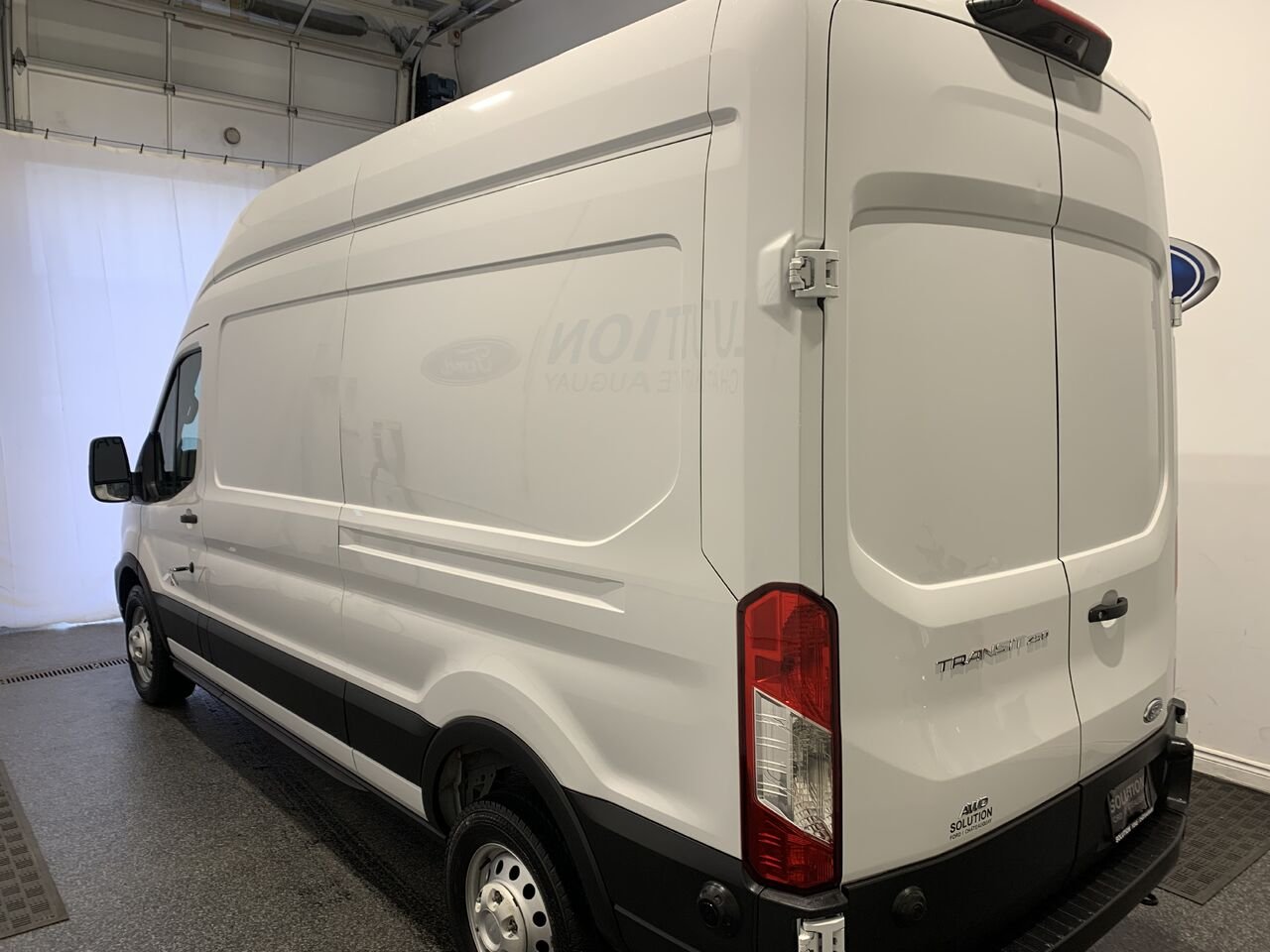 Ford Transit fourgon utilitaire HR 148WB AWD TRANSIT CARGO VAN, TOIT HAUT, 148WB, AWD 2025 Blanc Châteauguay - photo #8