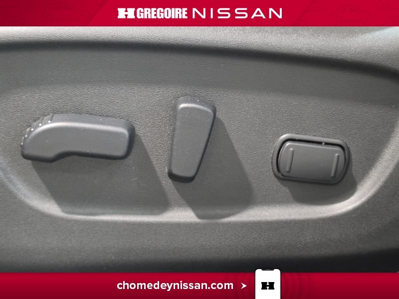 Nissan Qashqai CR7320 | SL AWD Cuir Toit Bancs Chauffants À Partir 2.99% 2018 Bleu Laval - photo #14