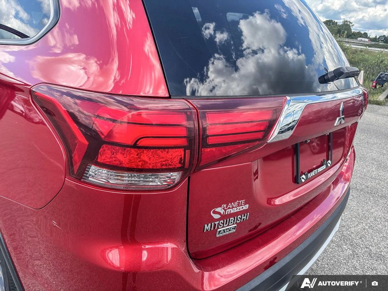 Mitsubishi Outlander JA4AZ2A39JZ619508 2018 Rouge Mirabel - photo #13