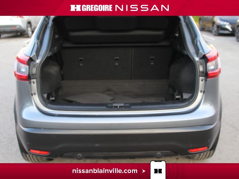 2021 Nissan Qashqai Grey Blainville - photo #25