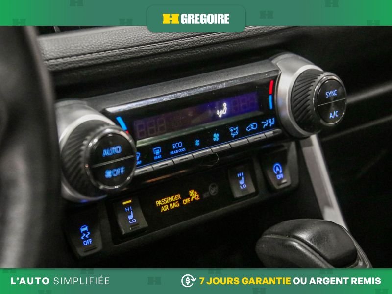 2021 Toyota Rav 4 White Saint-Eustache - photo #22