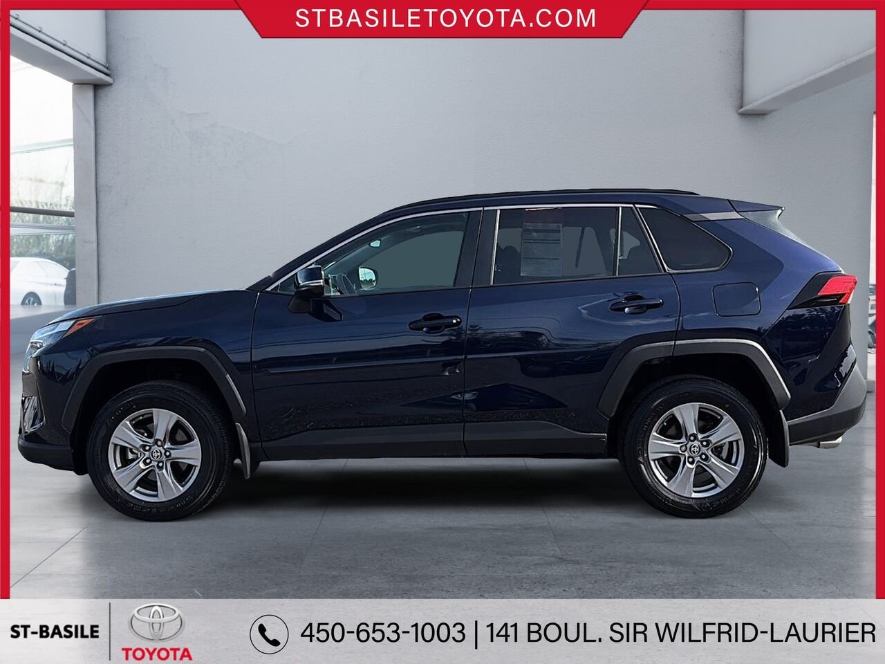 2024 TOYOTA RAV4 Blue Saint-Basile-le-Grand - photo #7