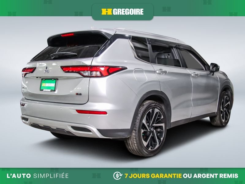 2022 Mitsubishi Outlander Grey Laval - photo #7