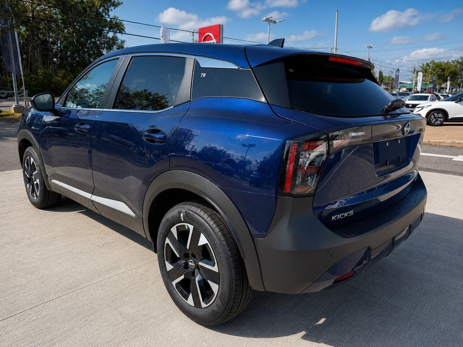 NISSAN Kicks 2026 2026 Bleu foncé nacré