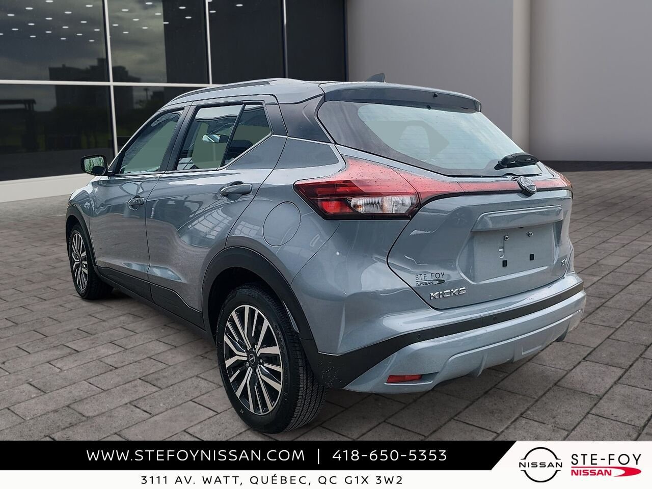 2024 Nissan Kicks SV TA Grey Ste-Foy - photo #3