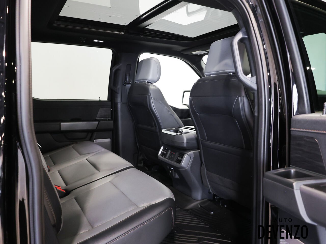Ford F-150 Lightning 2025 Noir Saint-Eustache - photo #9