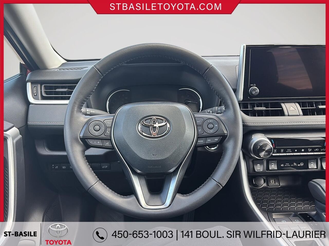 TOYOTA RAV4 2025 Rouge rubis nacré Saint-Basile-le-Grand - photo #14