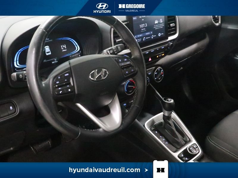 2024 Hyundai Venue Red Saint-Eustache - photo #15