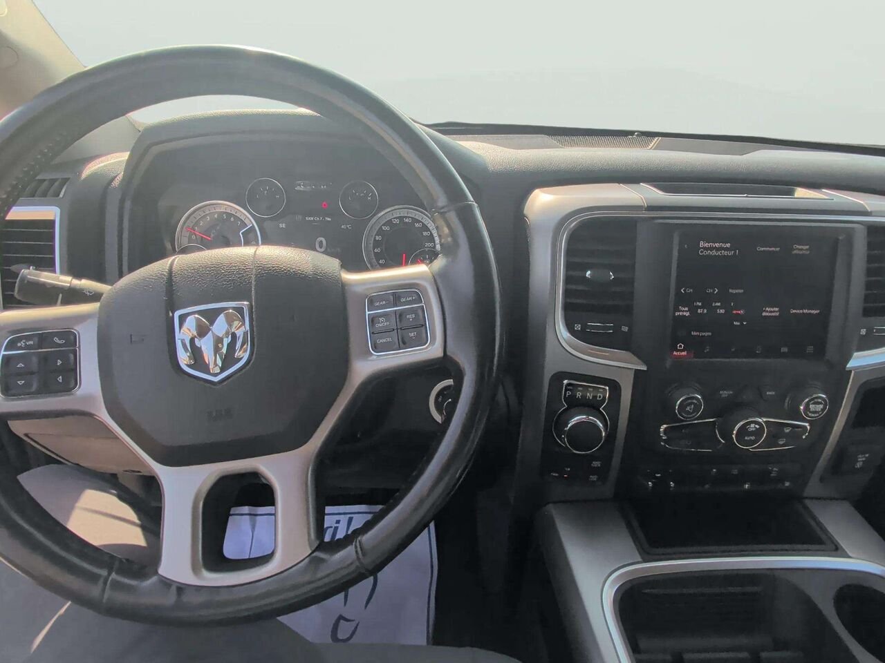 Ram 1500 SLT 2022 Noir Gatineau - photo #9