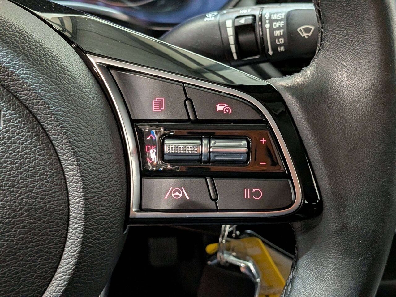 Kia Forte EX Premium IVT 2023 Rouge Val-David - photo #15