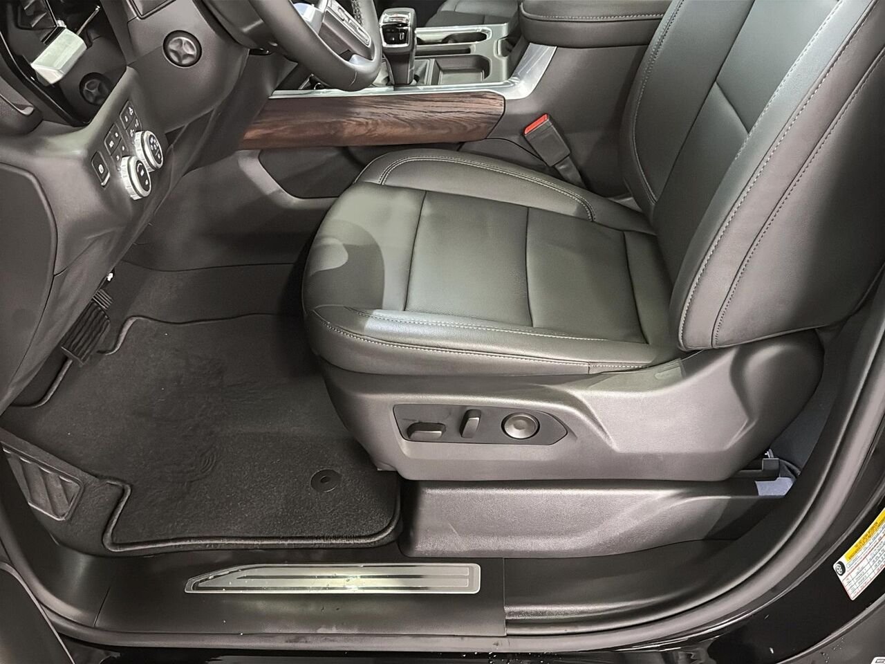 2026 GMC Sierra 1500 SLT ONYX BLACK Saint-Hyacinthe - photo #8