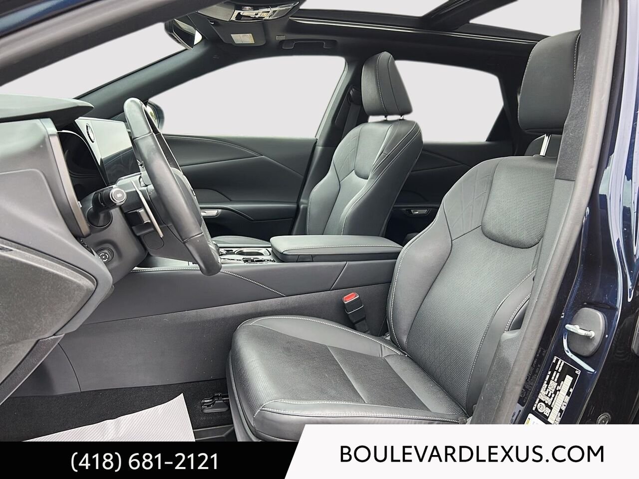 Lexus RX 20029A | RX 350h BA 2024 Bleu Québec - photo #8