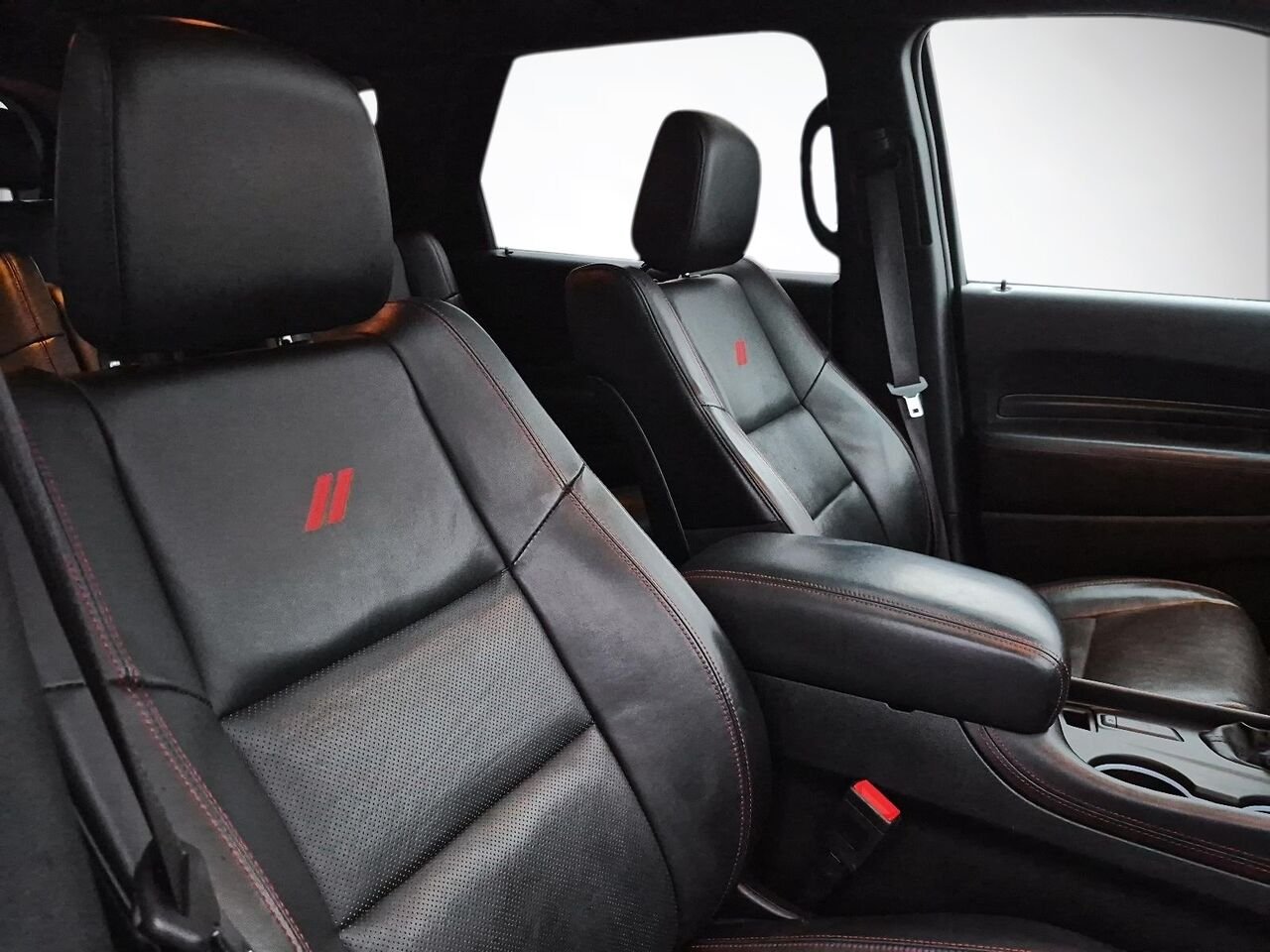 Dodge Durango 2F449A | R/T ** HEMI ** AWD ** BLACKTOP ** 6 PASSAGERS ** CARFAX CLEAN ** 2023 Blanc Saint-Jérôme - photo #7