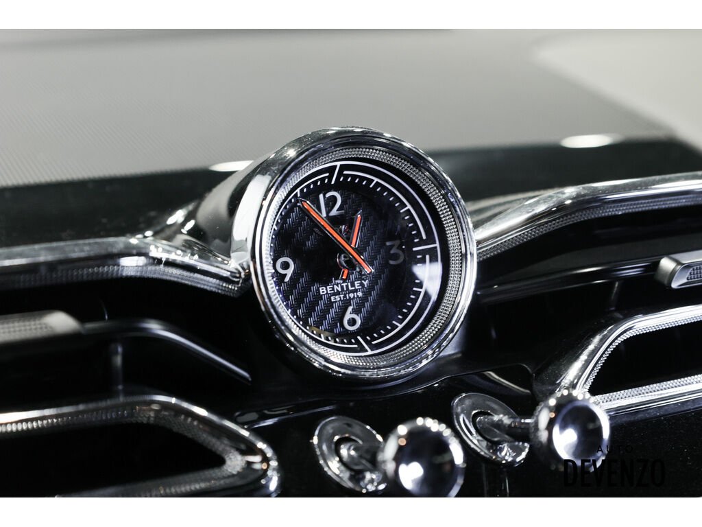 2021 Bentley Bentayga Black Saint-Eustache - photo #24