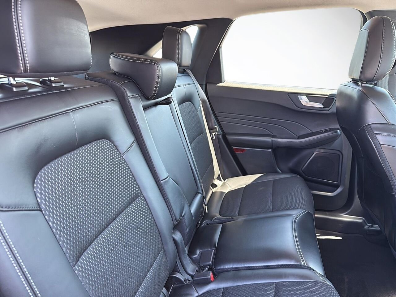 2025 Ford Escape Grey Saint-Jérôme - photo #8