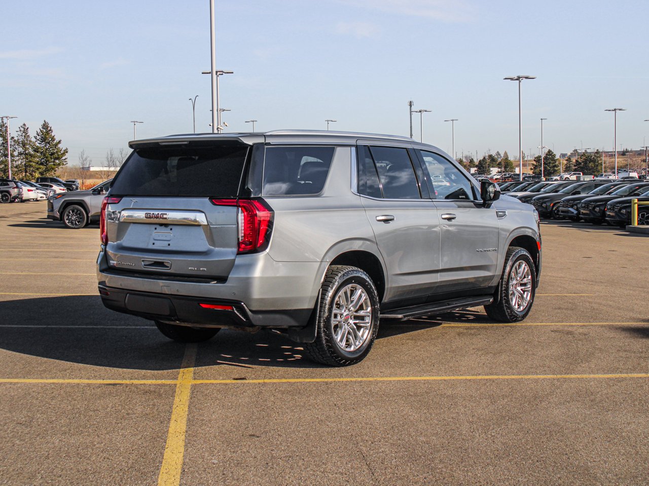 2023 GMC Yukon 4WD 4dr SLE Grey Sherwood Park - photo #8