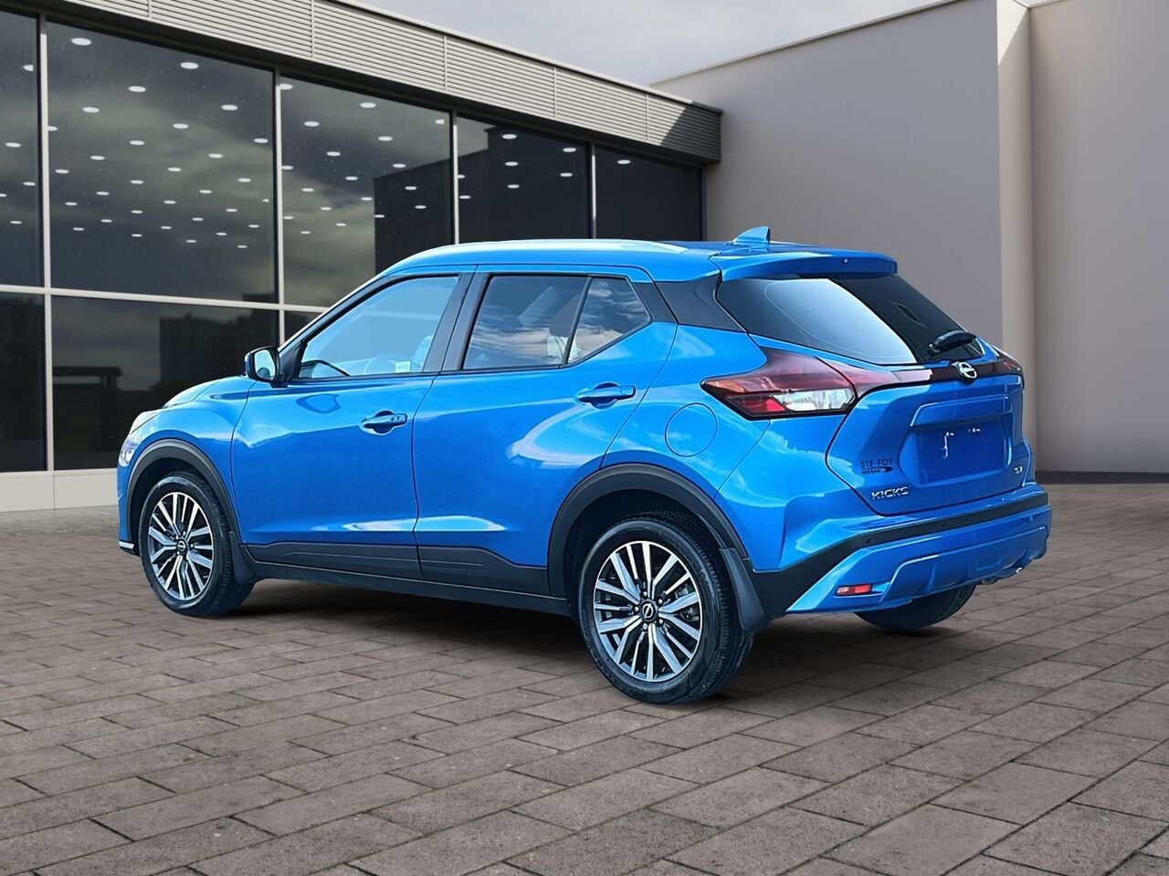 2025 Nissan KICKS PLAY S TA Blue Québec - photo #3