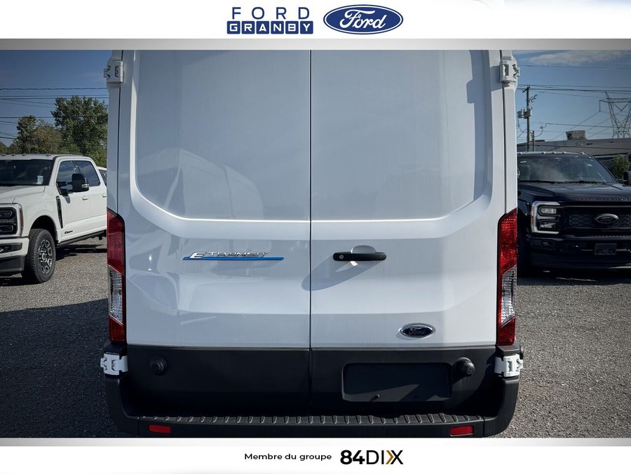 2025 Ford E-TRANSIT FOURGONNETTE UTILITAIRE White