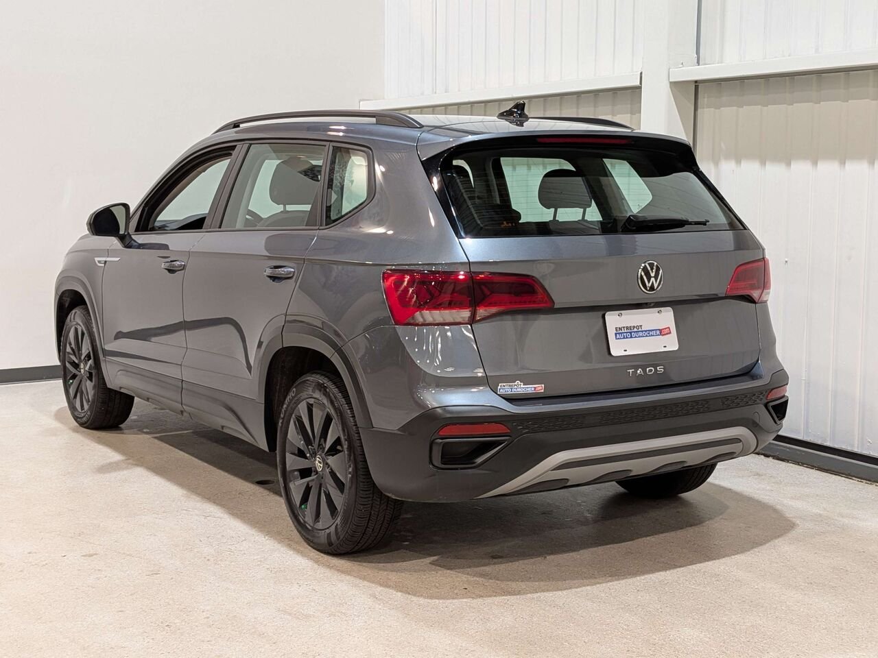 2024 Volkswagen Taos Trendline FWD Grey Val-David - photo #6