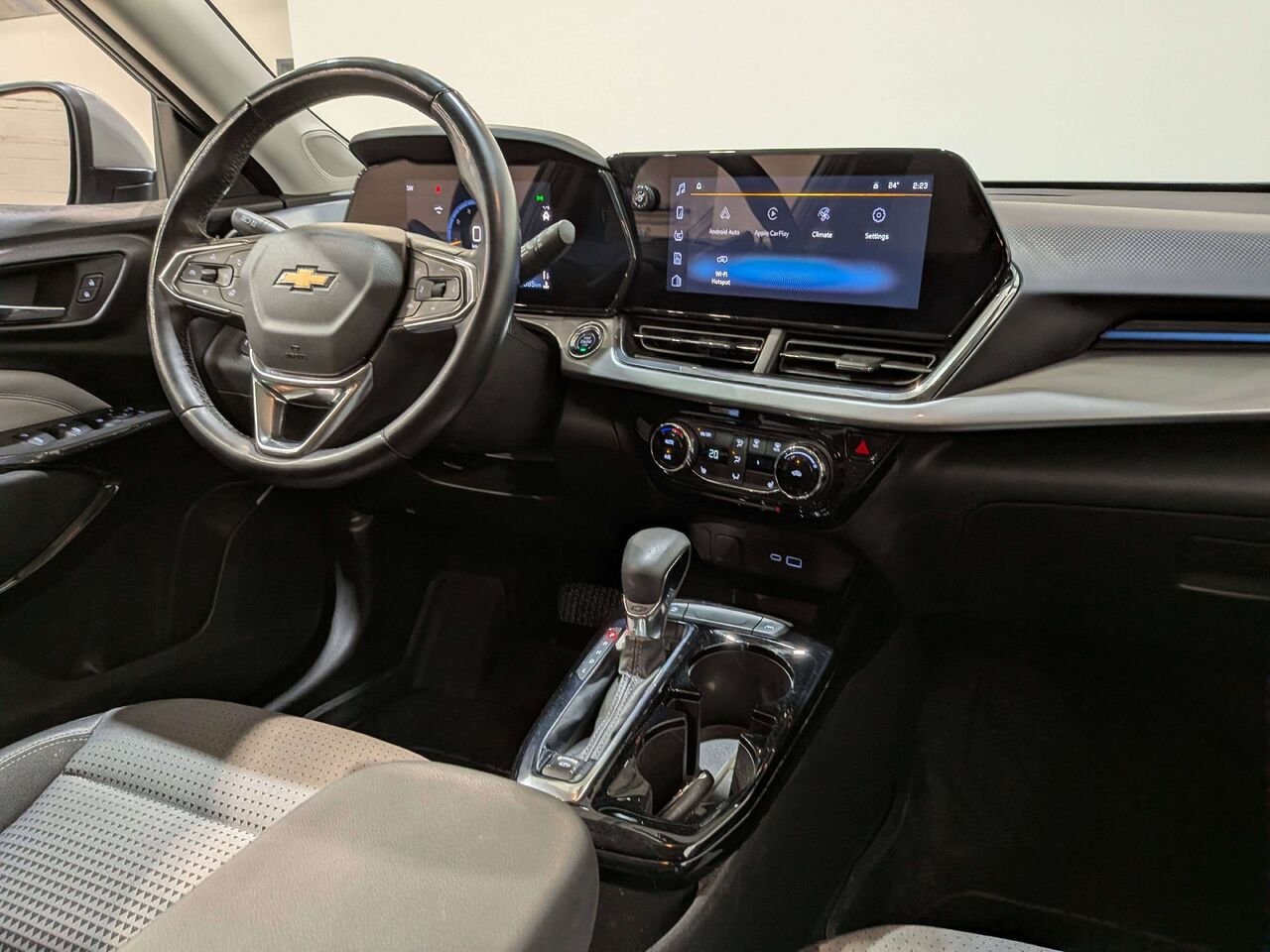 2025 Chevrolet Trax FWD 4dr LT Grey Val-David - photo #19