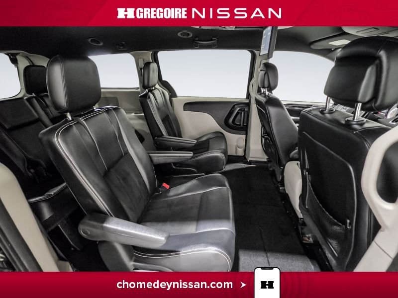 2017 Dodge GR Caravan Black Laval - photo #25