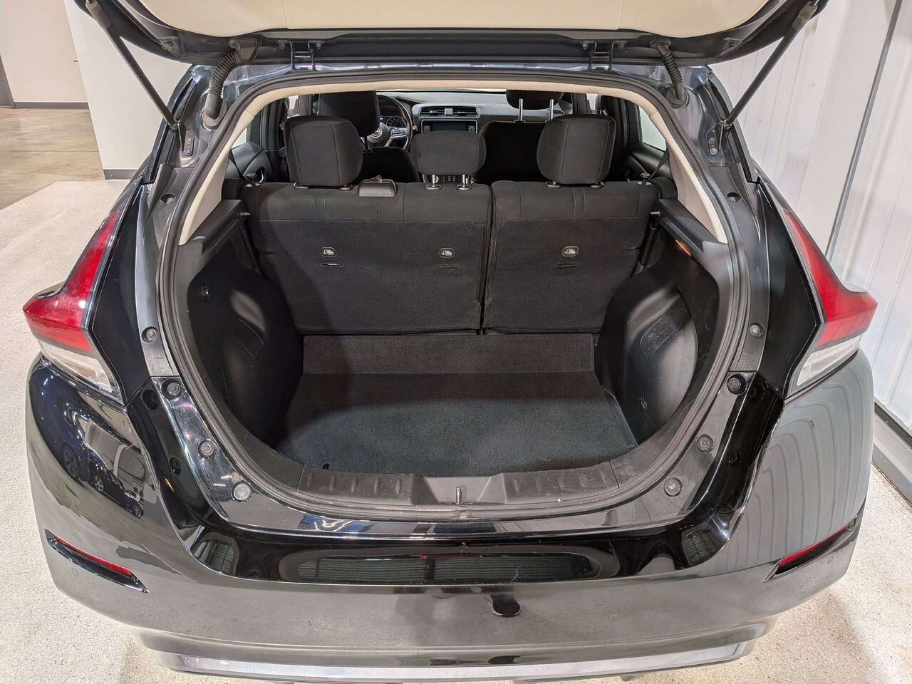 Nissan LEAF 2024 Noir Val-David - photo #8