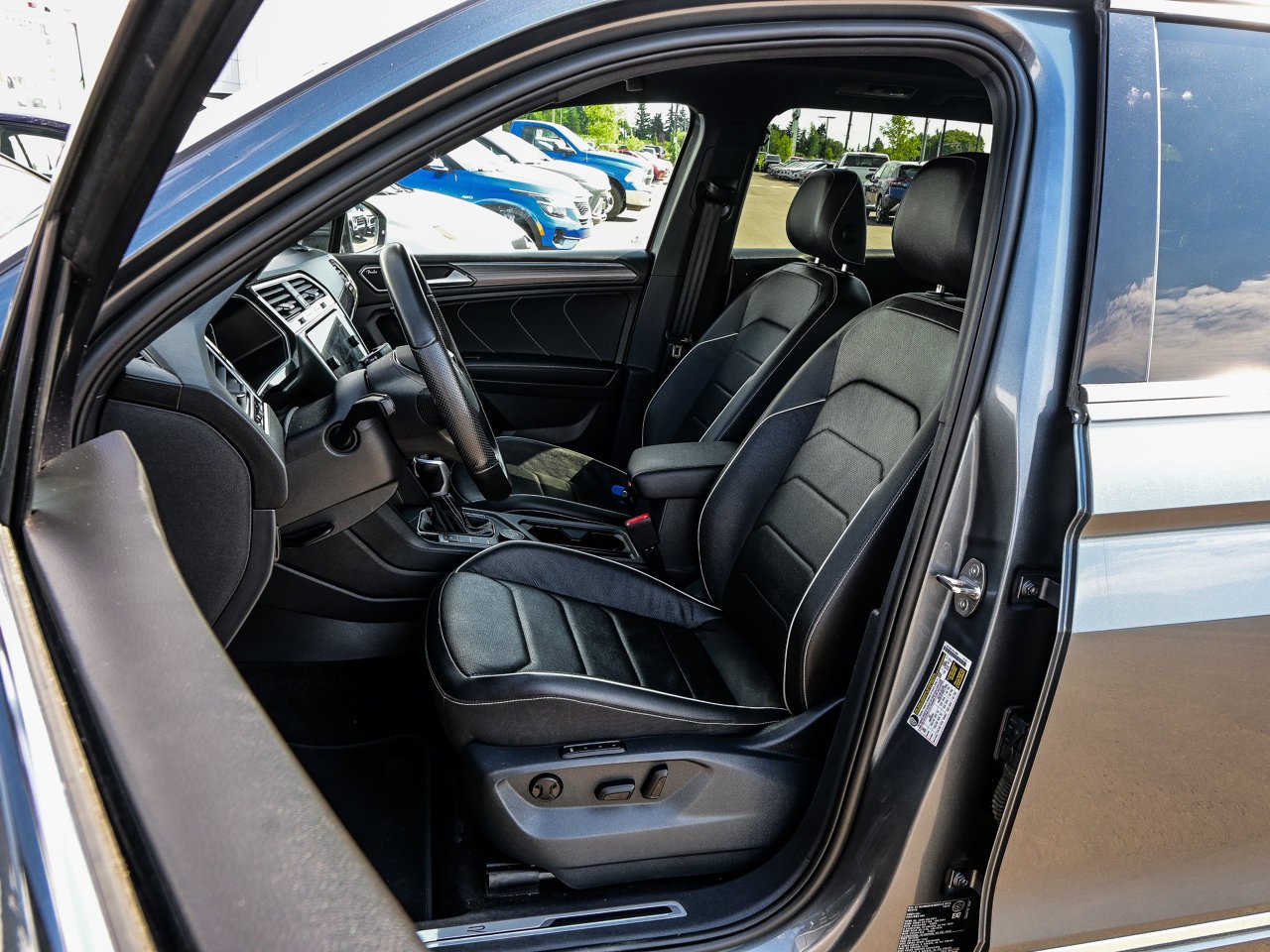 2024 Volkswagen Tiguan Highline R-Line 4MOTION Grey Sherwood Park - photo #16
