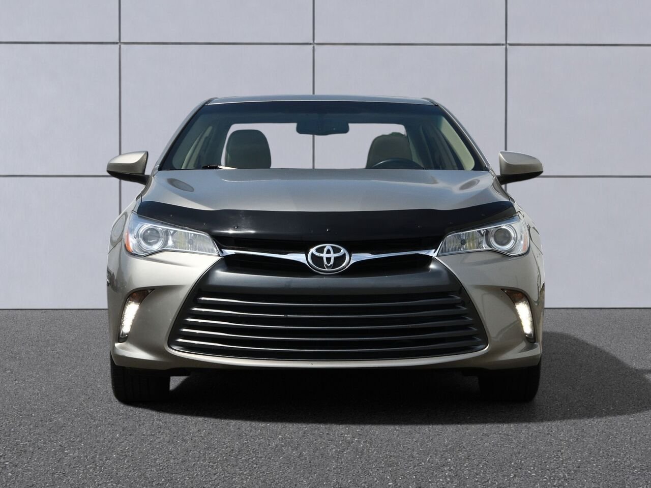 2017 Toyota Camry Berline, XLE Beige Saint-Hyacinthe - photo #4