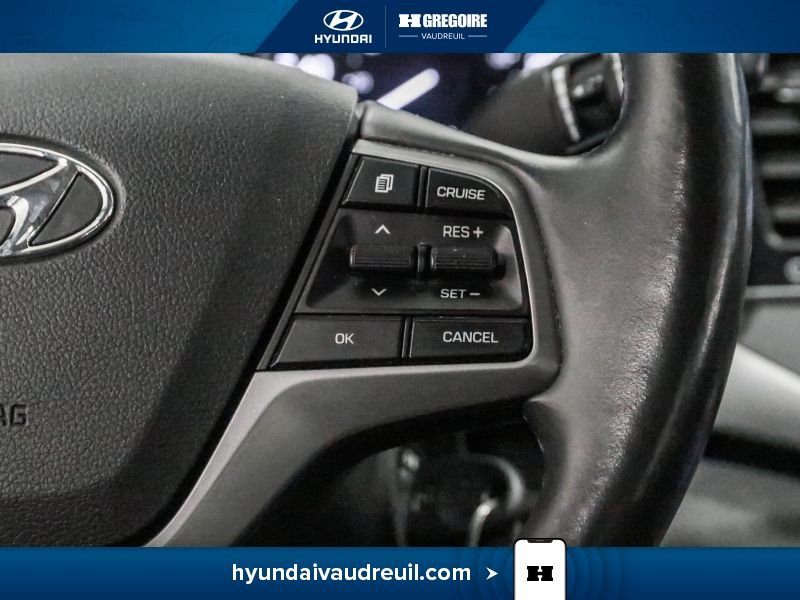 Hyundai Elantra 2018 Argent Saint-Eustache - photo #21