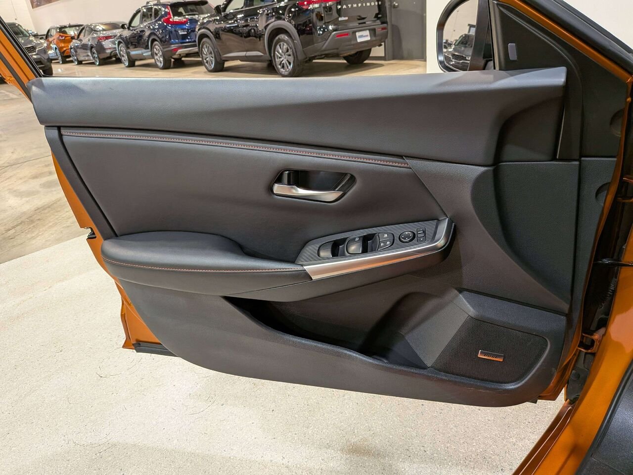 2024 Nissan Sentra SR Manual Orange Val-David - photo #29