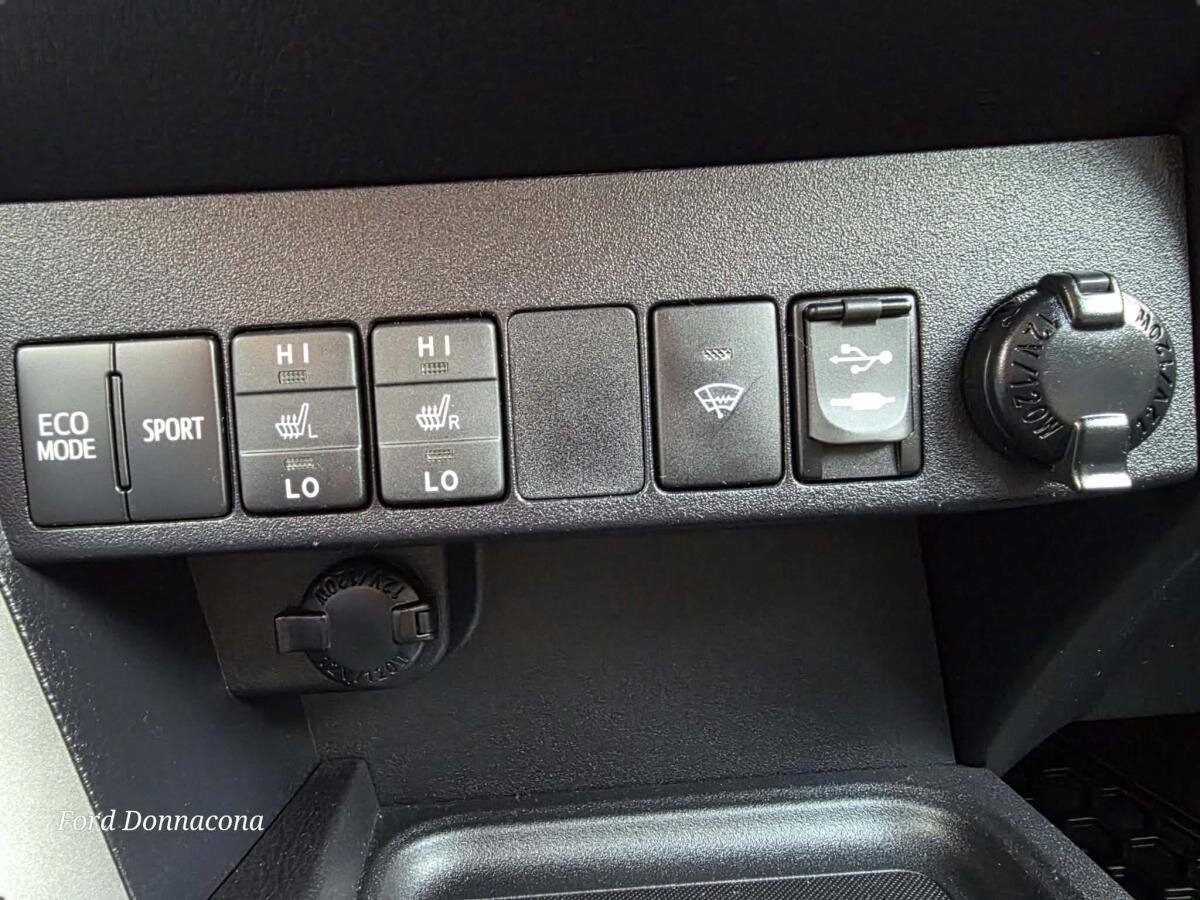 2016 Toyota RAV4 Blue  - photo #9