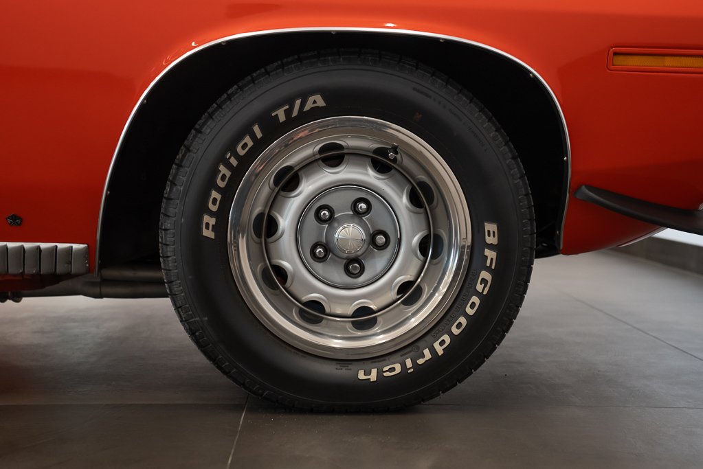 1970 Plymouth AAR Cuda Orange Montreal - photo #78