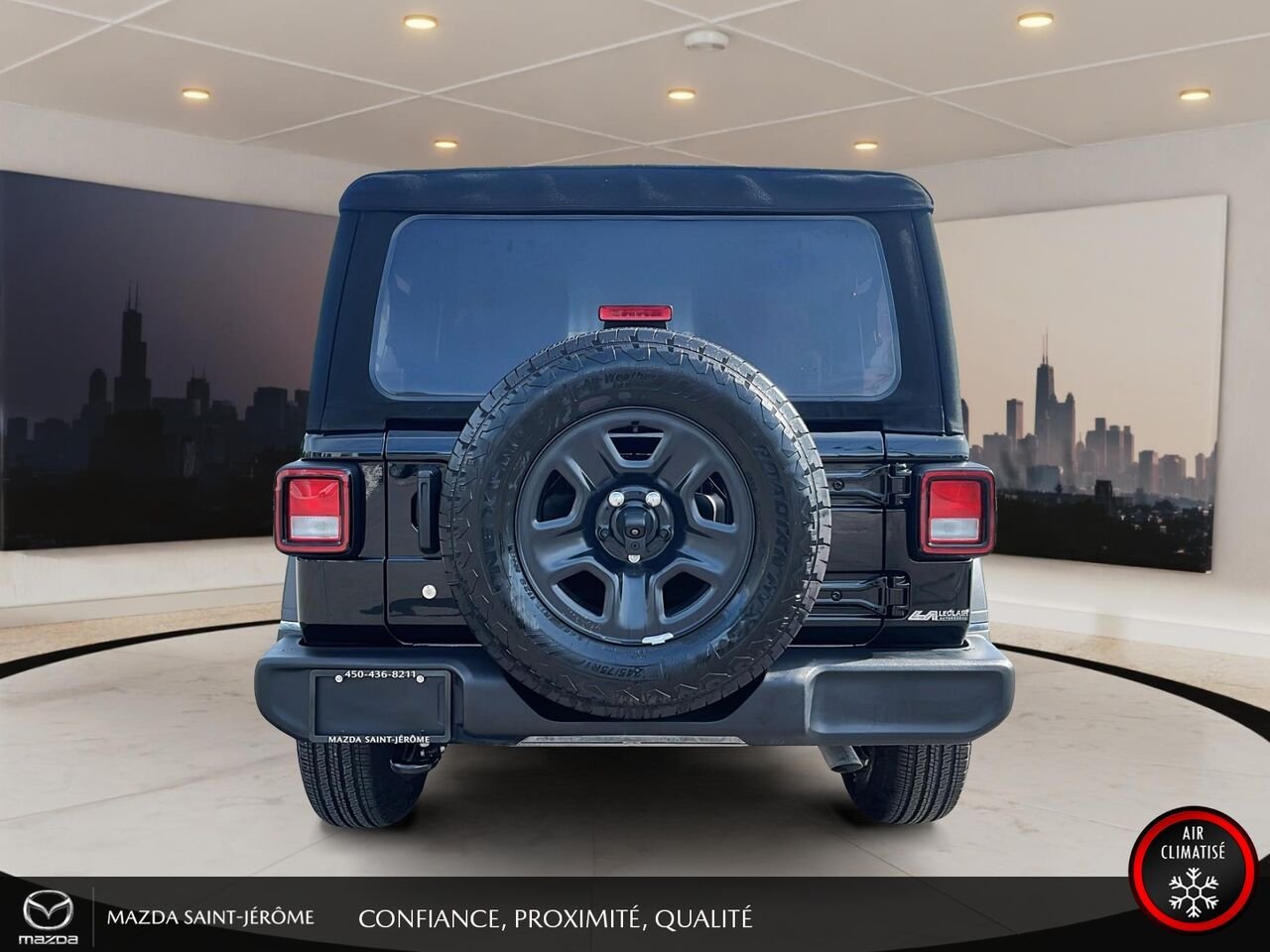 Jeep Wrangler Sport 2 PORTES | TOIT SOUPLE | 4x4 | AUTOMATIQUE | V6 2024 Noir Saint-Jérôme - photo #6