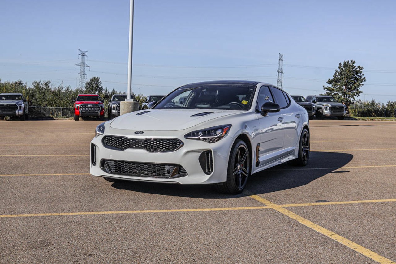 2018 Kia Stinger GT Limited AWD White Sherwood Park - photo #4